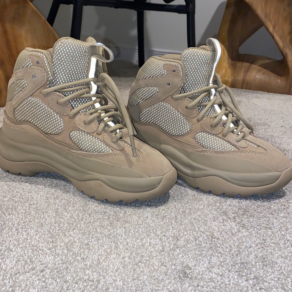 Yeezy Desert Booty Season 7